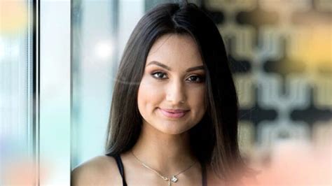 eliza ibbra|Eliza Ibarra Wiki, Biography, Age, Family, Career, Facts.